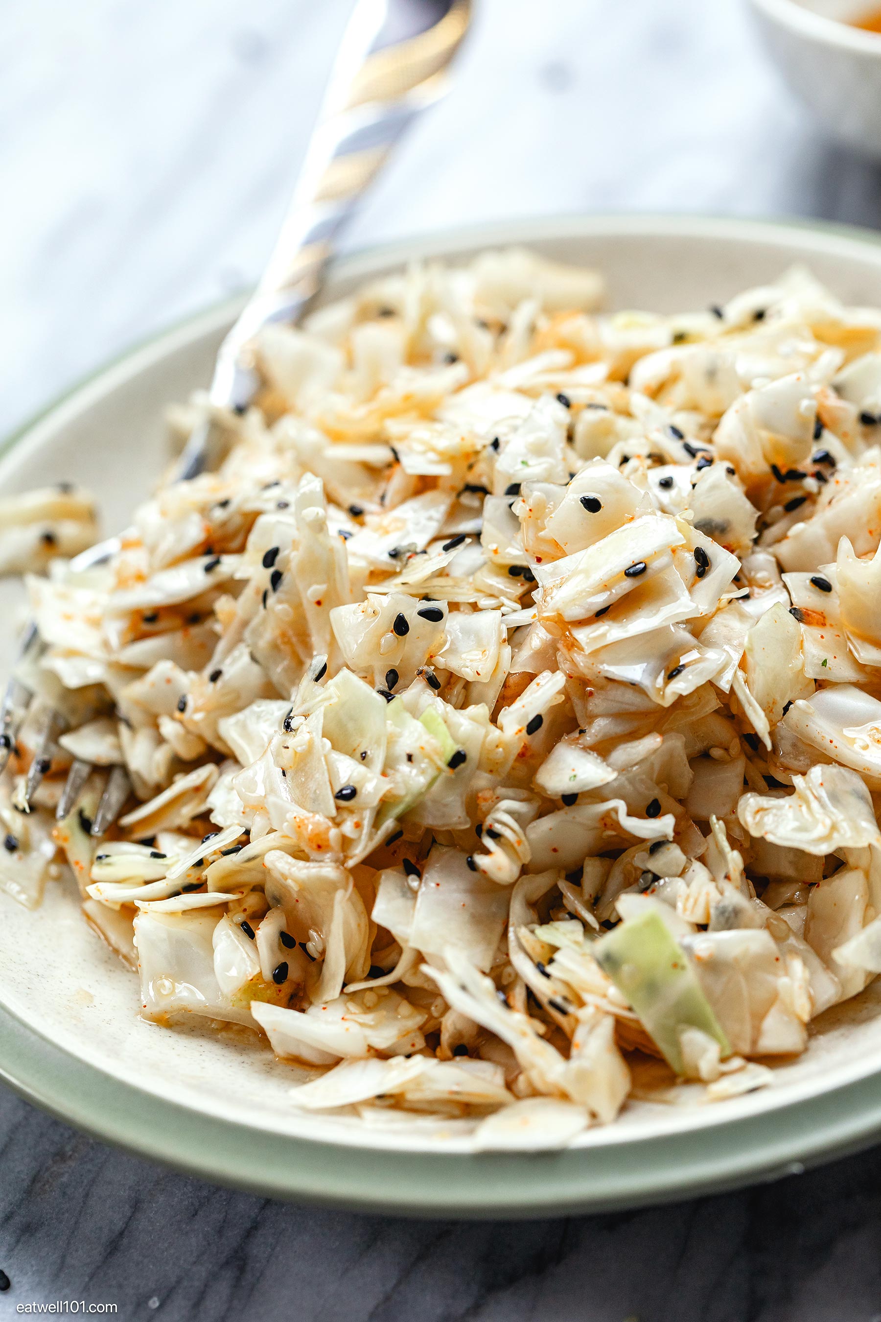 healthy raw cabbage salad recipe