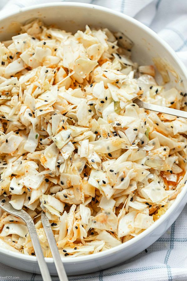 Addictive Cabbage Salad - #recipe by #eatwell101 - https://www.eatwell101.com/addictive-cabbage-salad-recipe