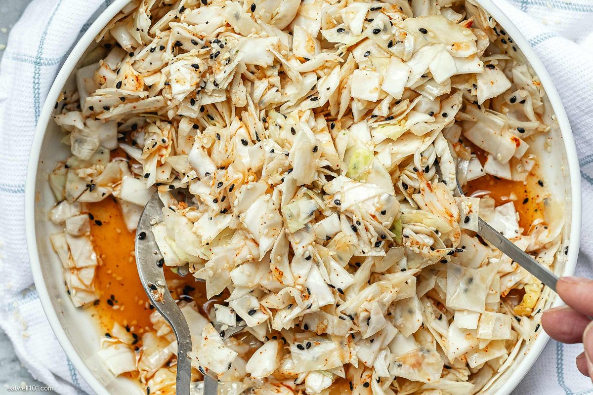 Addictive Cabbage Salad