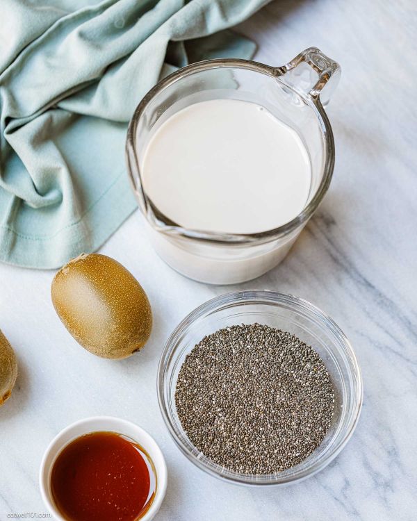 Kiwi and Chia Seed Pudding