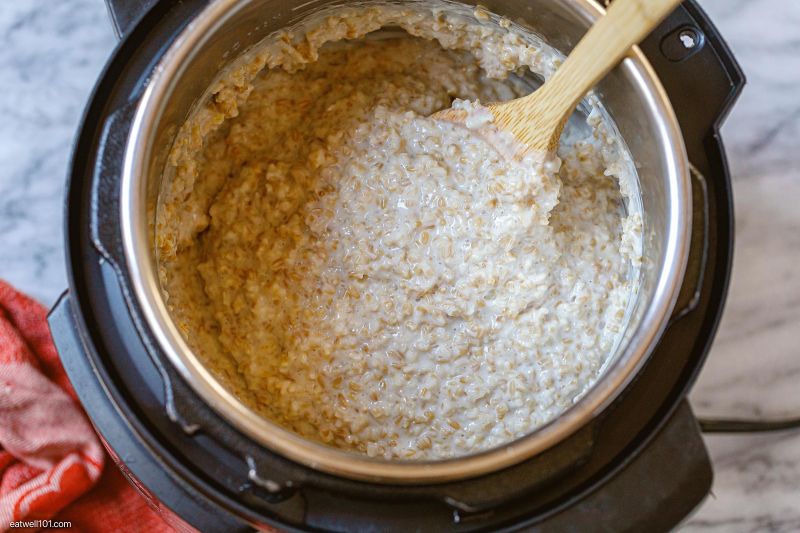 How to Make Steel Cut Oats in The Instant Pot — Eatwell101