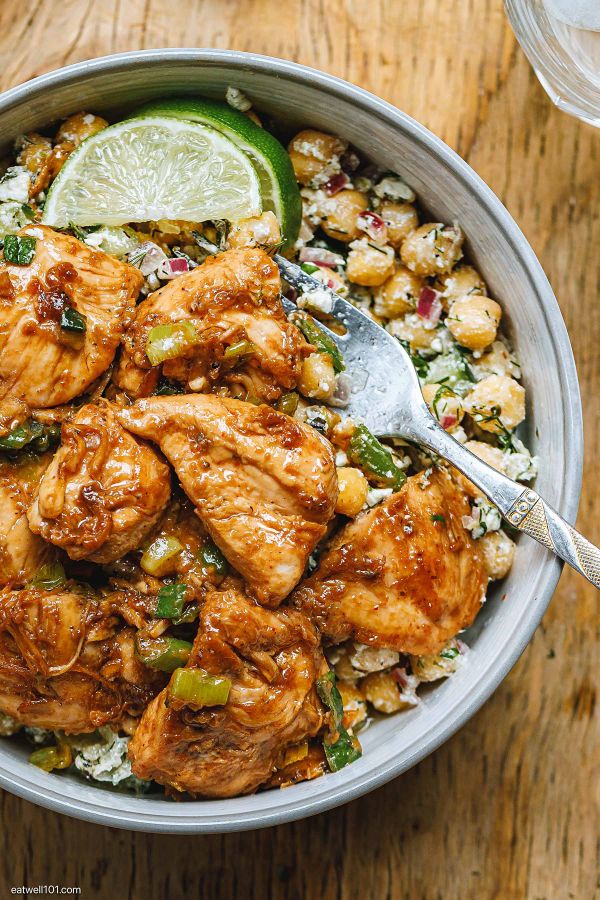Greek Chickpea Chicken Bowl - #recipe by #eatwell101 - https://www.eatwell101.com/greek-chickpea-chicken-bowl-recipe