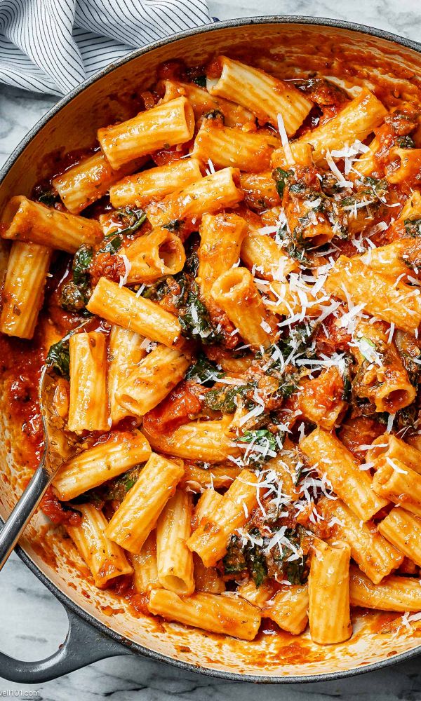 Tomato and Spinach Pasta