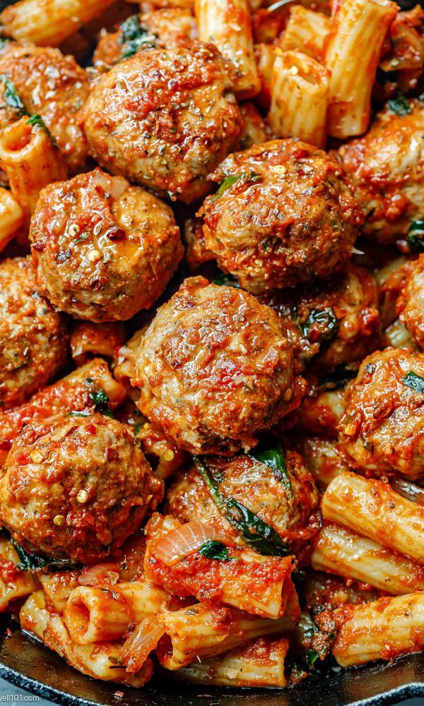 Turkey Meatballs with Tomato Spinach Pasta