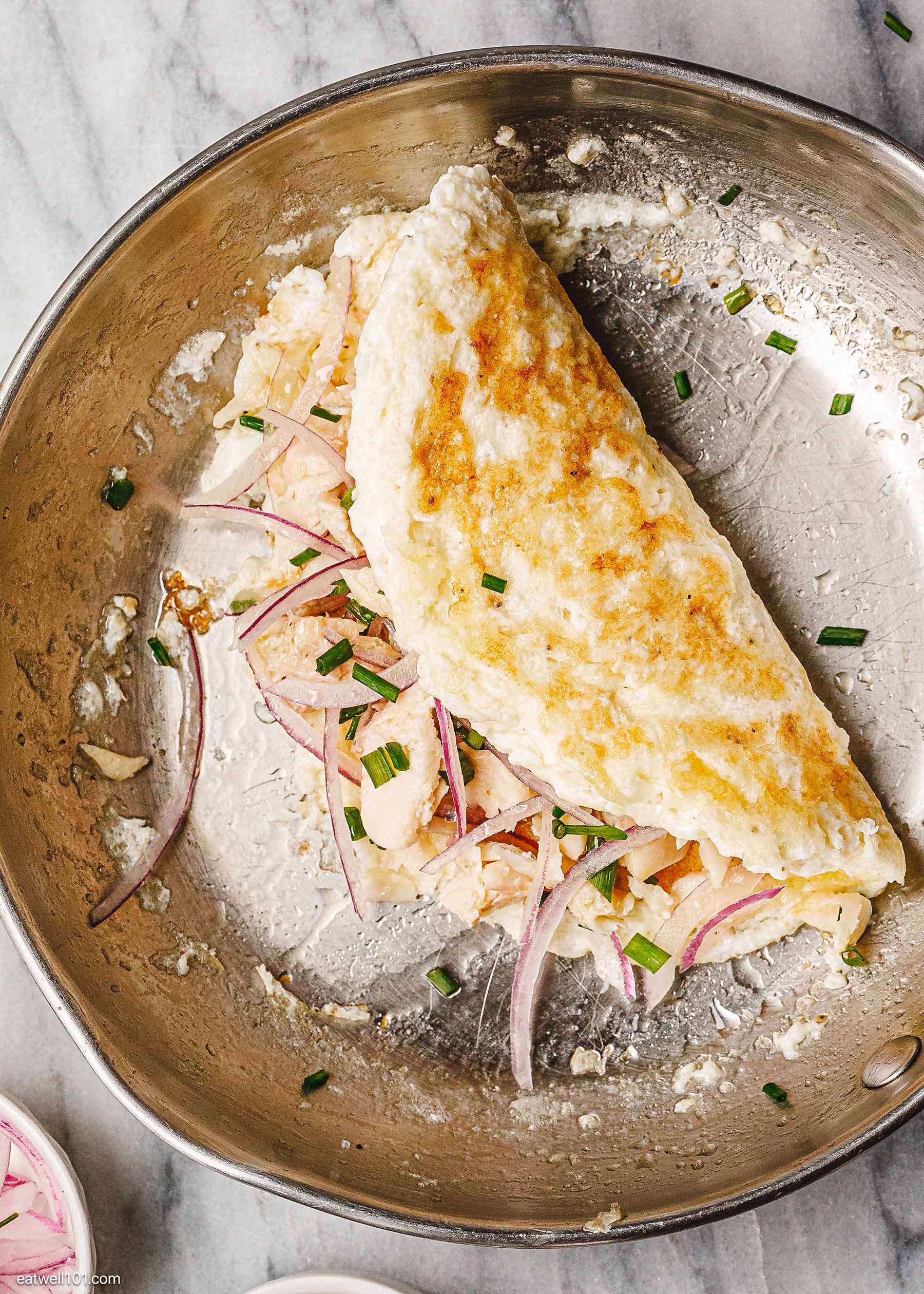 folding egg white omelet