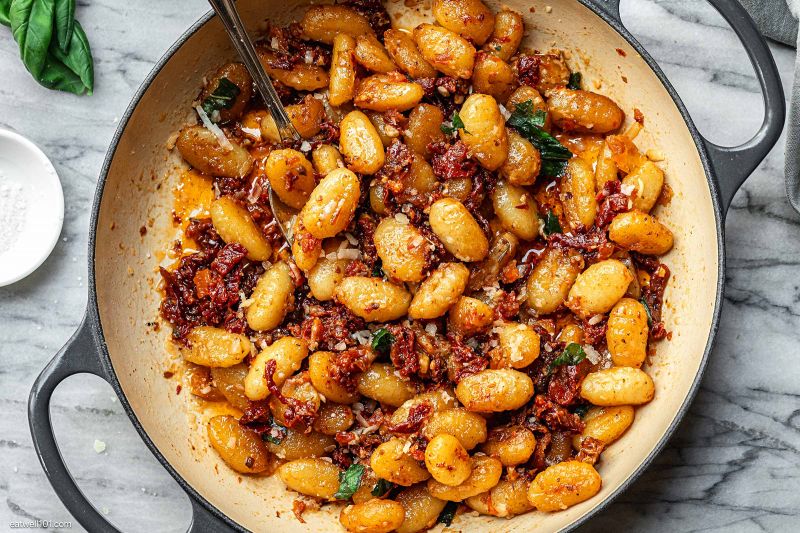 Gnocchi with Sun Dried Tomatoes