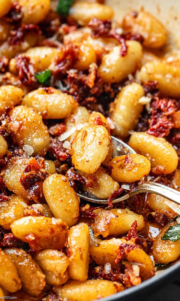 Gnocchi with Sun Dried Tomatoes