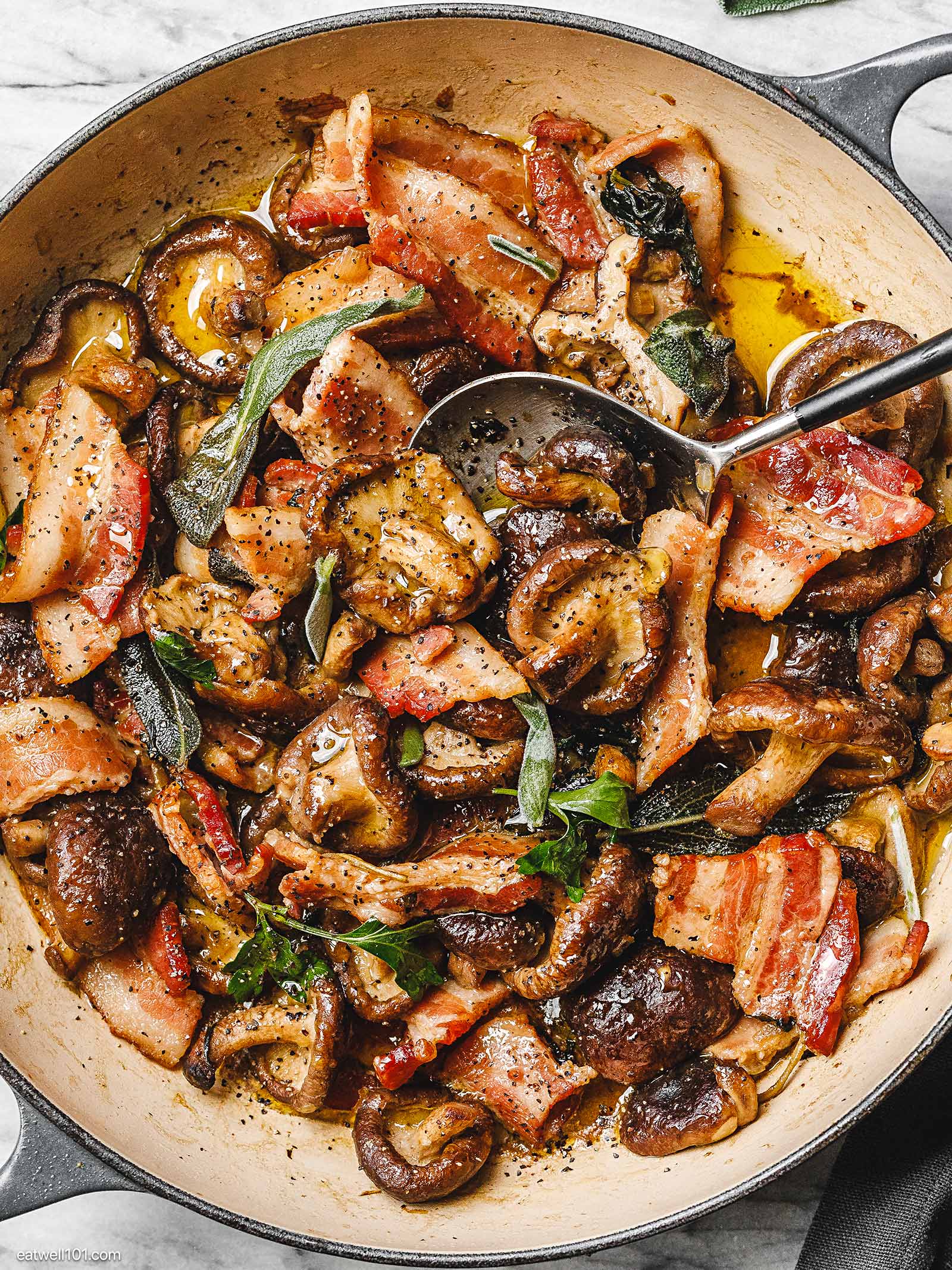 bacon and mushroom recipe