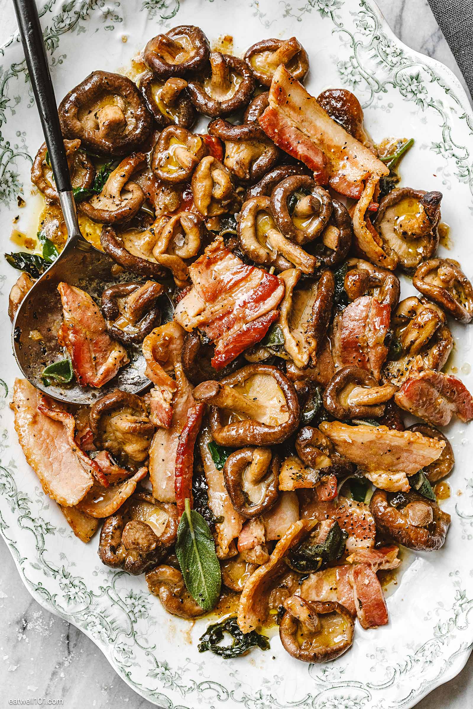 mushroom and bacon side dish