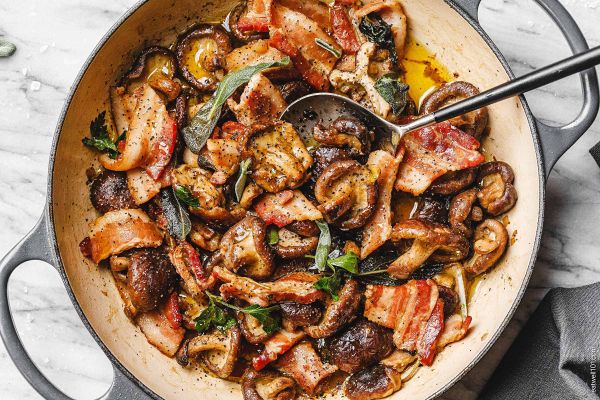 sage bacon mushroom skillet recipe