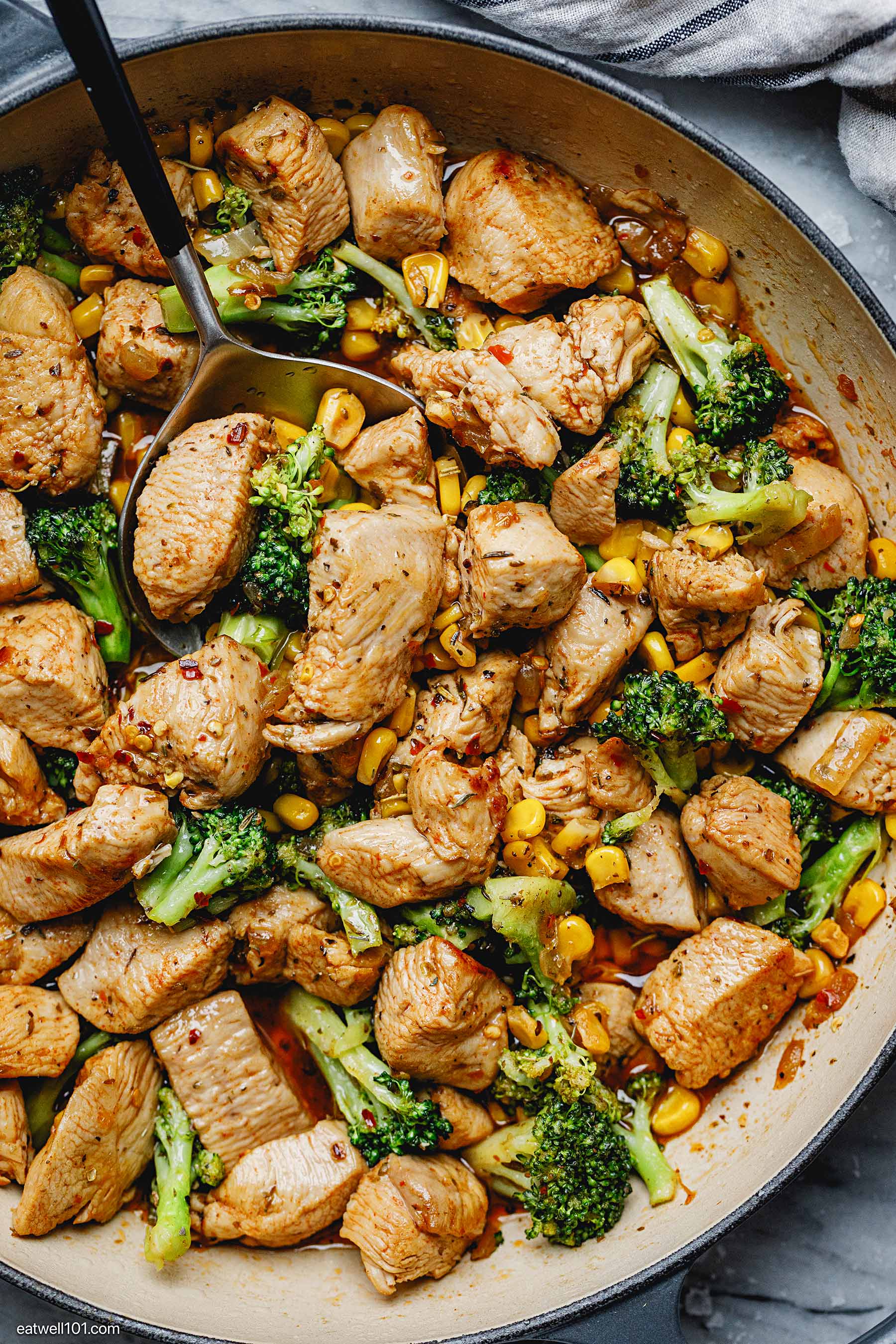 Chicken Stir-fry with Broccoli and Sweetcorn