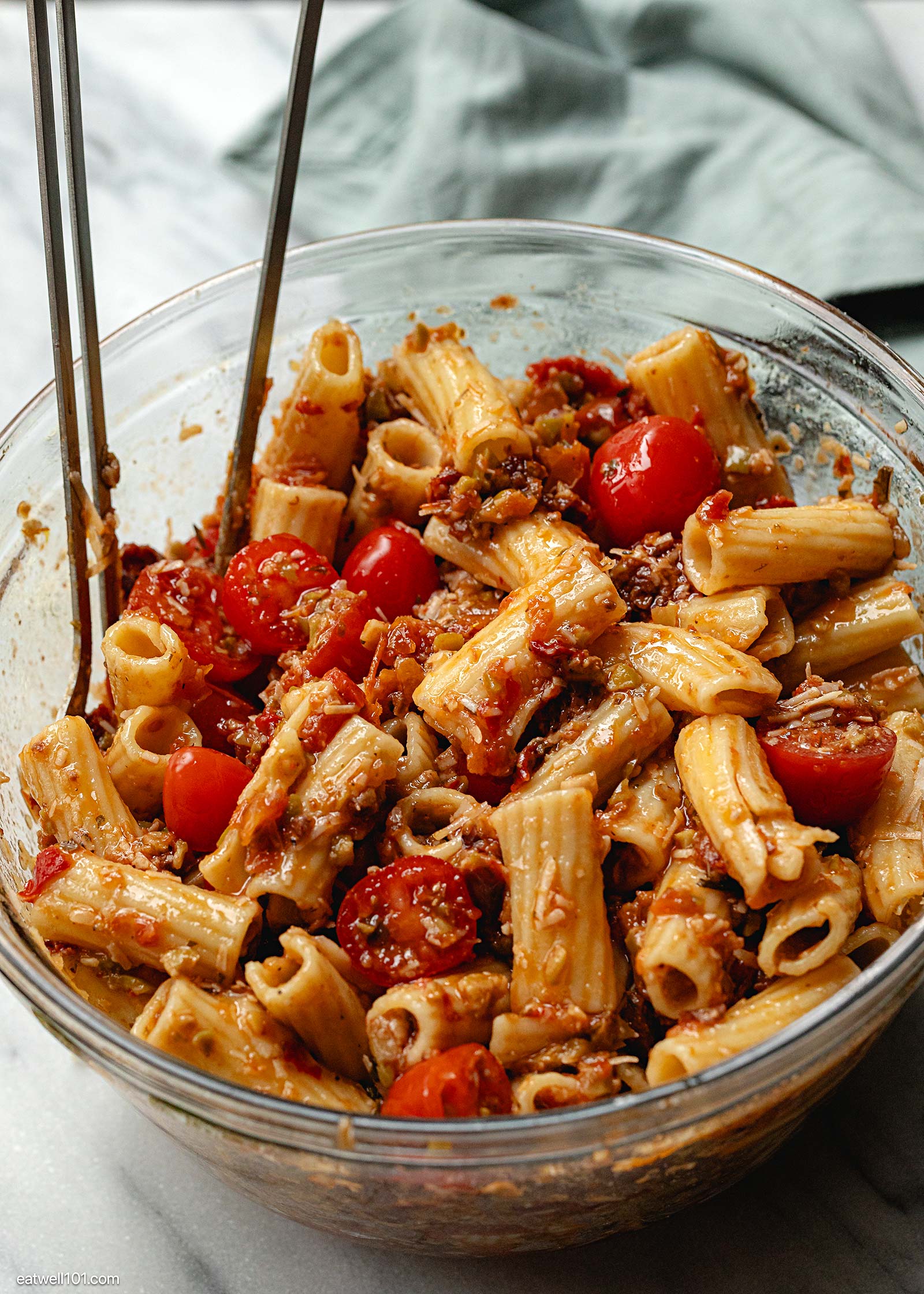 pasta salad with cherry tomatoes