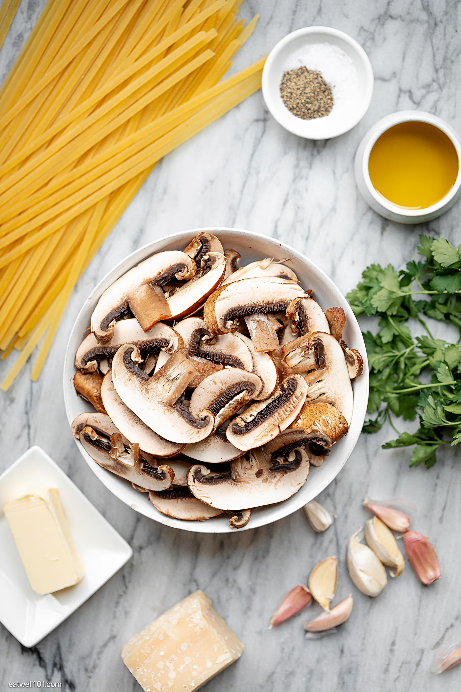 ingredients for the mushroom pasta recipe