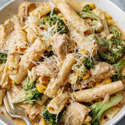 Creamy Chicken Pasta with Sweetcorn and Broccoli