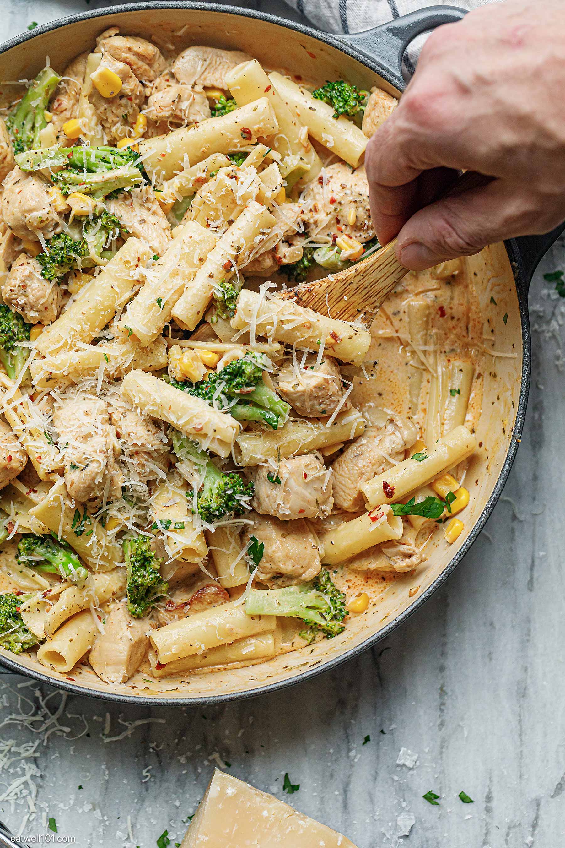 how to cook creamy chicken pasta