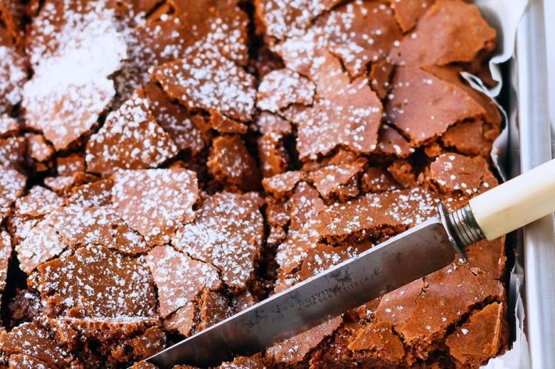 7 Homemade Brownie Recipes (Rich and Irresistibly Delicious)