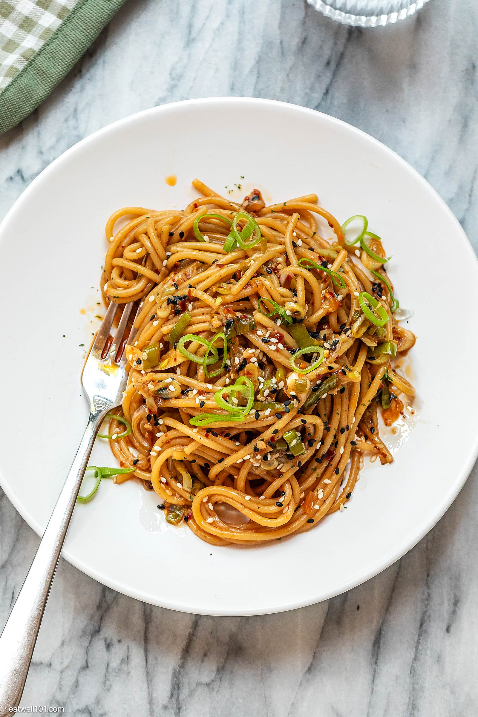 Spicy Sesame Noodles for lunch or dinner