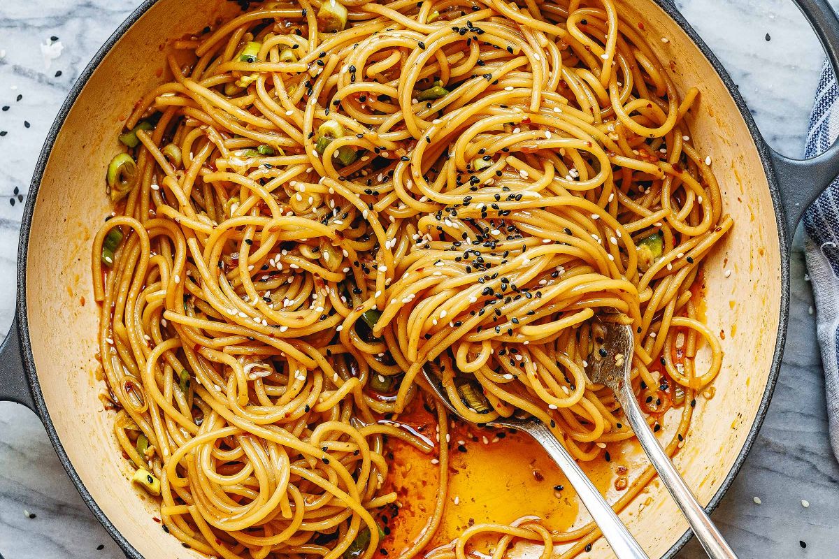 15-Minute Spicy Sesame Noodles