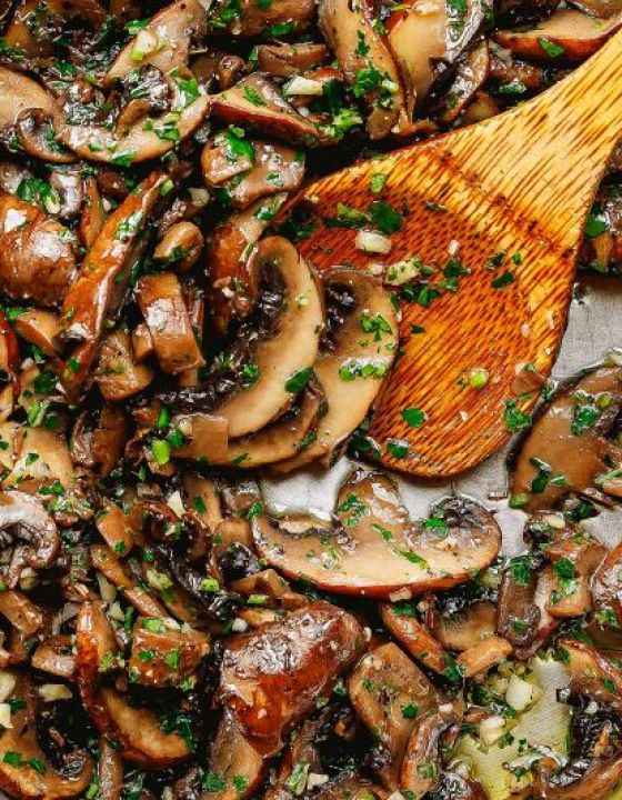 Sautéed Mushrooms with Garlic and Parsley